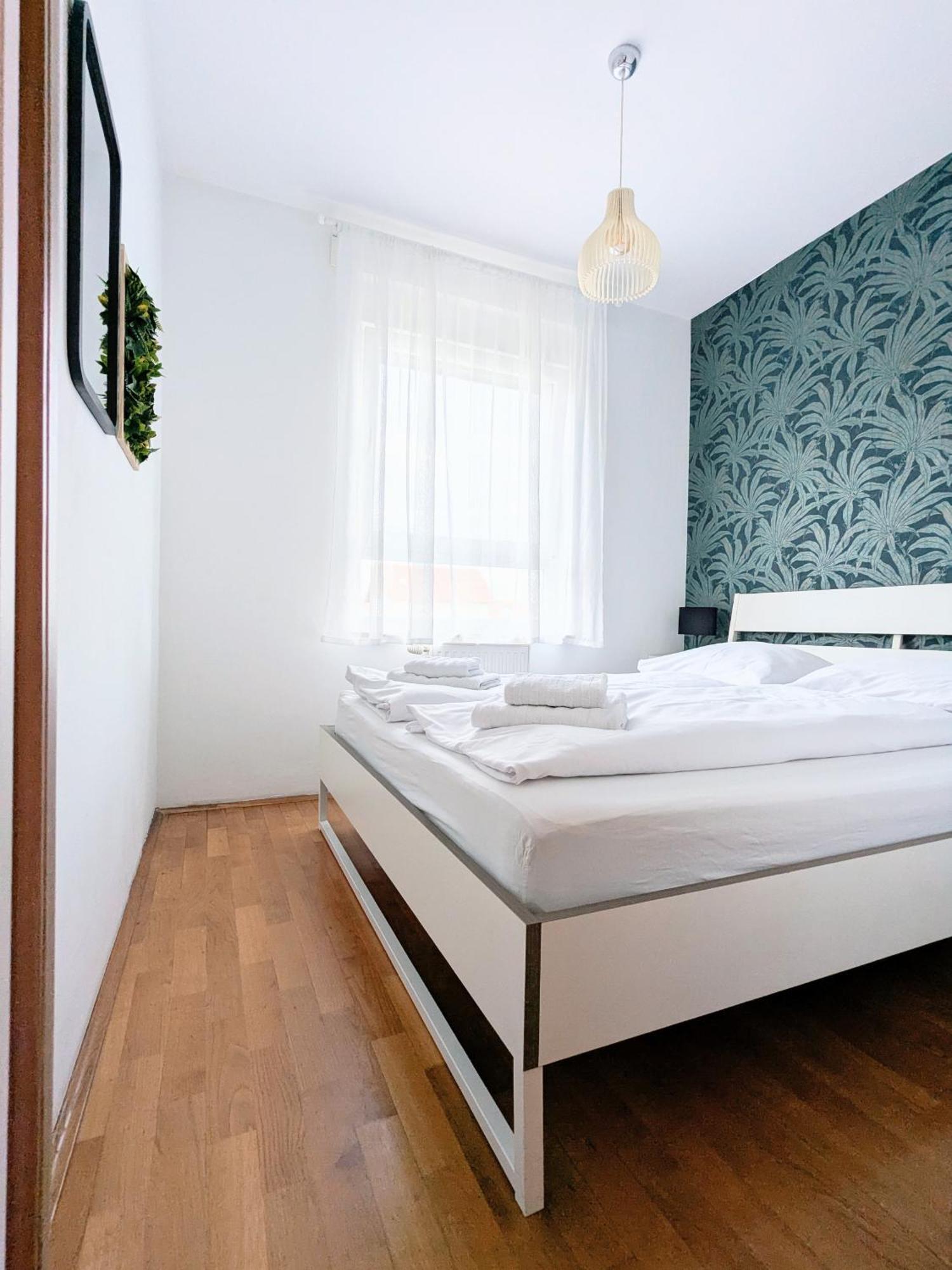 Apartment Doma-lu Apartment-near Airport And Highway- Free Parking