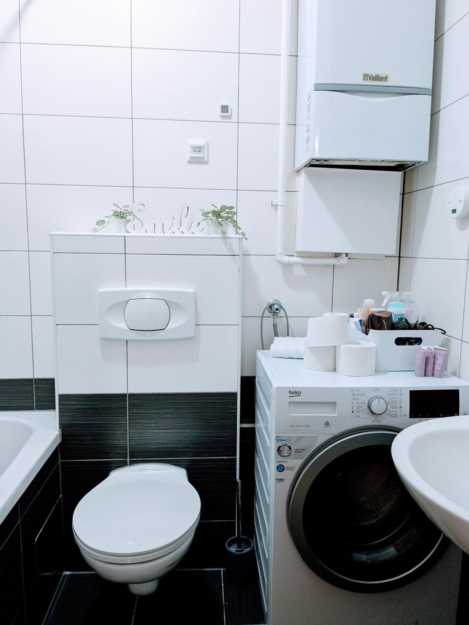 Doma-lu Apartment-near Airport And Highway- Free Parking Apartment *